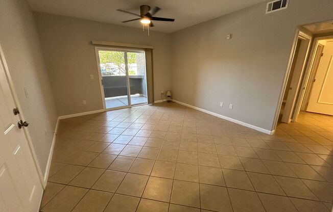 1 bed, 1 bath, $1,395, Unit UNIT 1013