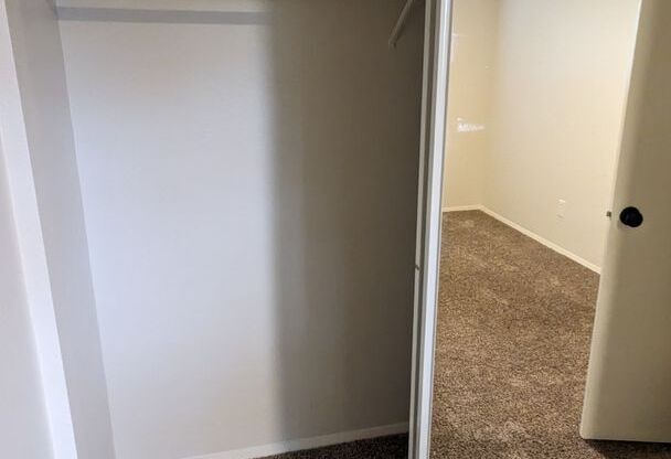 2 beds, 1.5 baths, 900 sqft, $1,545, Unit 7869