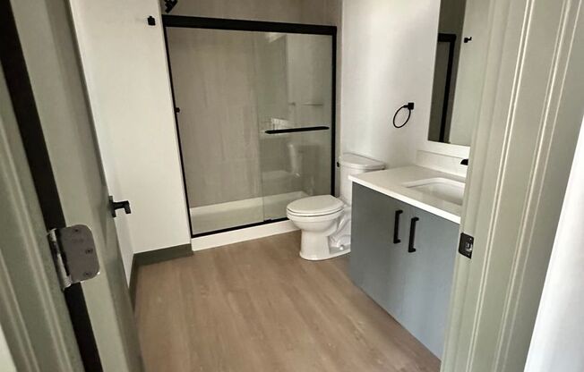 1 bed, 1 bath, 730 sqft, $1,875, Unit 2219-231