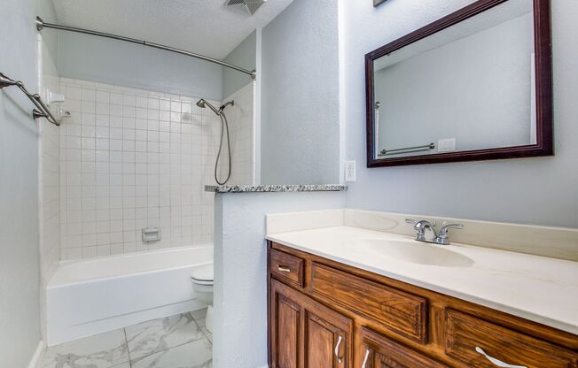 2-Bedroom Condo in Garland - Private Patio & Two Car Garage