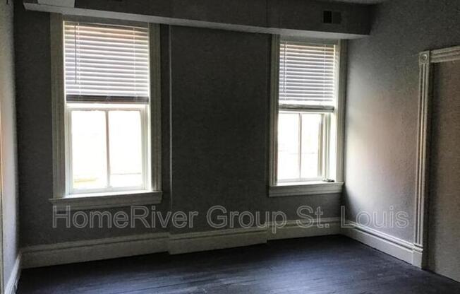 2 beds, 1 bath, 1,177 sqft, $925