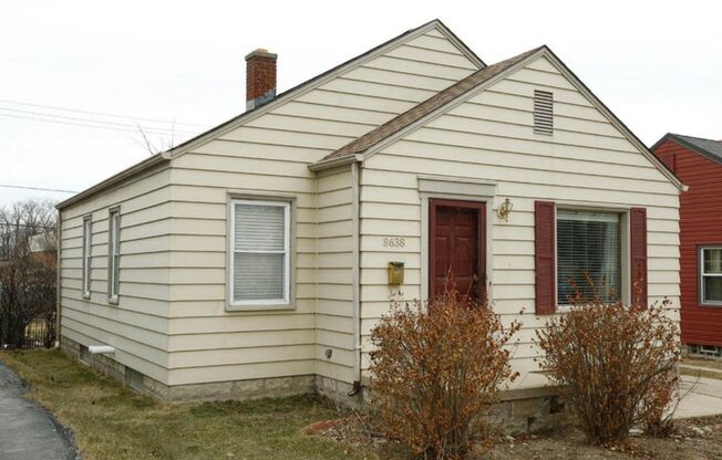 The Perfect Gem 3 Bedroom Single Family Home West Allis