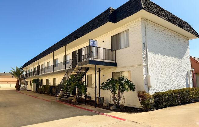 Chula Bella Apartments