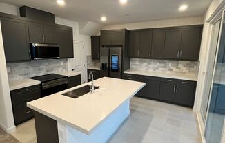 AVAILABLE Stylish 2-Bedroom, 2.5-Bath Home, Move in Ready NOW !! Brand NEW Build!