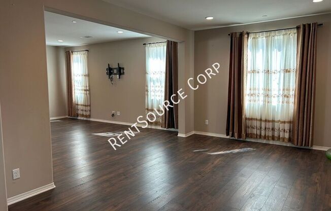 41704 WAYLADN CT