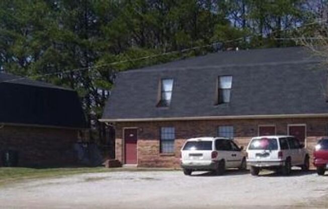 2 Bedroom Townhomes in Portland, TN!