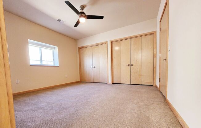 3 beds, 3 baths, 1,914 sqft, $3,950, Unit 606