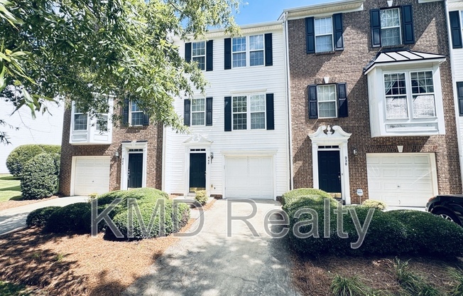 940 TIGER LN