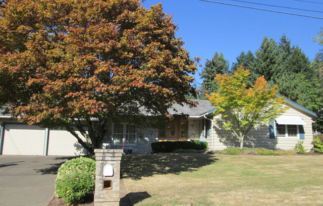 3545 SW Boundary Street ~ Spacious Ranch