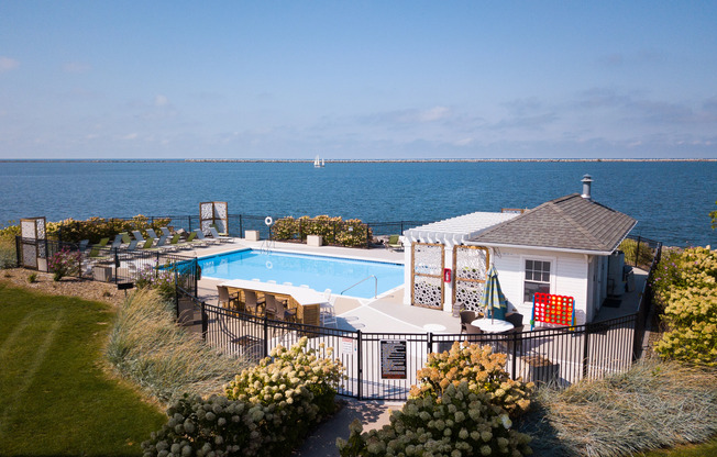 The Shoreline - Apartments For Rent Cleveland |  Leasing Office | The Shoreline