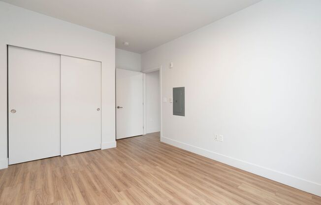 1 bed, 1 bath, 634 sqft, $1,745, Unit 410