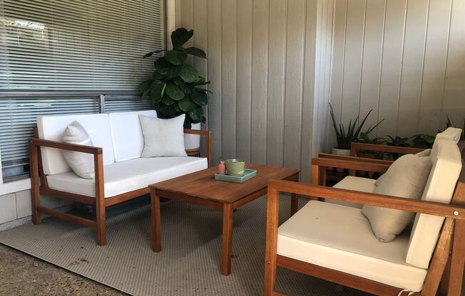 Amazing 1 bed 1 bath with off street parking.