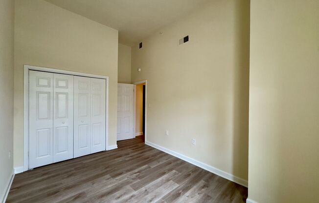 1 bed, 1 bath, 650 sqft, $1,250, Unit 211