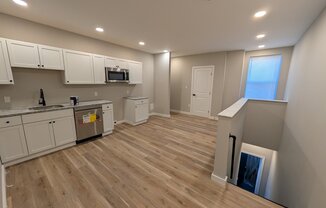 4250 LANCASTER AVE