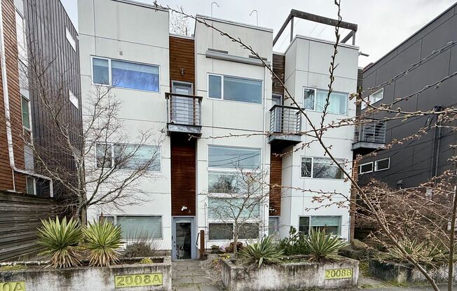 Beacon Hill Townhome