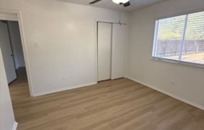 3 beds, 2 baths, 1,147 sqft, $1,795, Unit 11615A