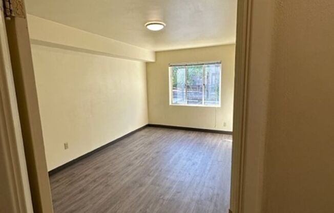 1 bed, 1 bath, 548 sqft, $1,249, Unit 105A