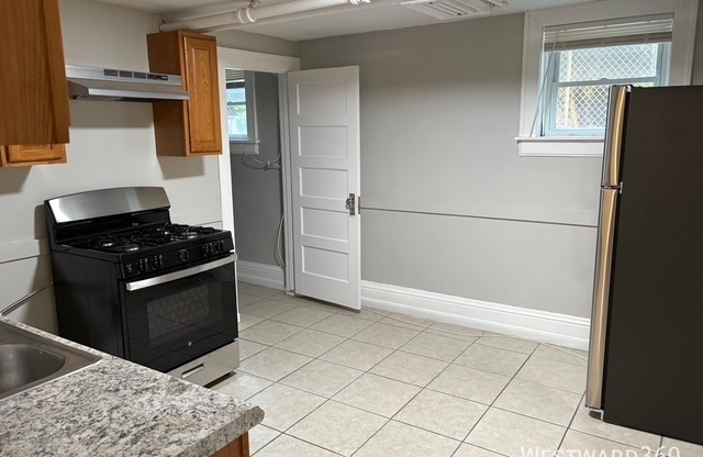 4011 ELM ST