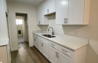 1 bed, 1 bath, $1,995, Unit 3