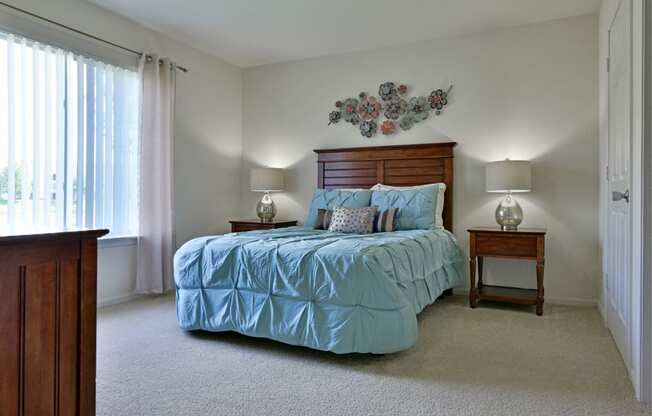 Spacious Bedroom at Towne Lakes Apartments, Wisconsin