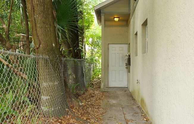 Downtown 3 bedroom townhome