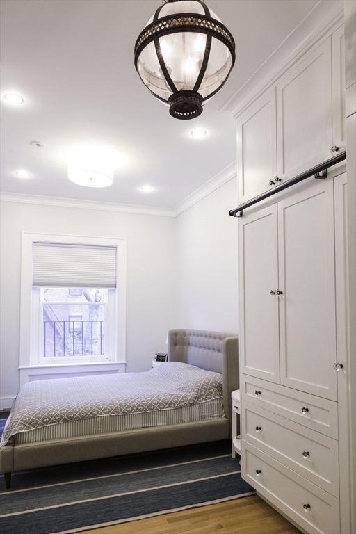 241 BEACON ST