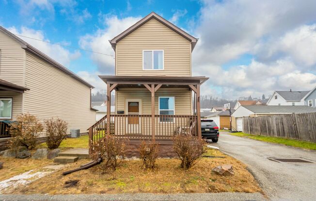 $200 OFF 1ST MONTH OF RENT! Cozy 1 Bedroom in McKeesport available now!