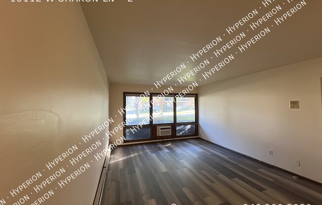 10112 W SHARON LN