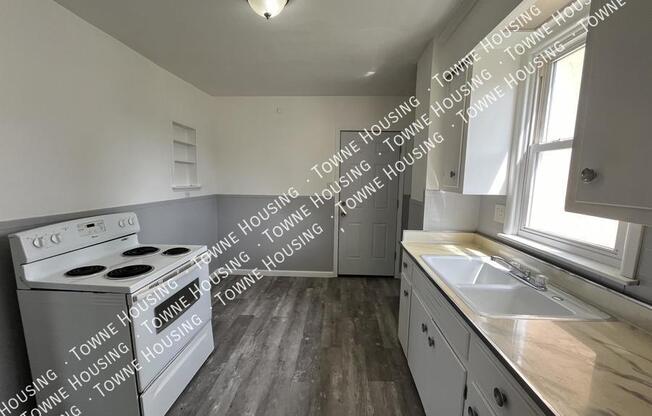 2 beds, 1 bath, $895