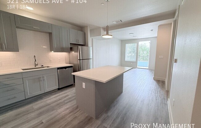 521 SAMUELS AVE