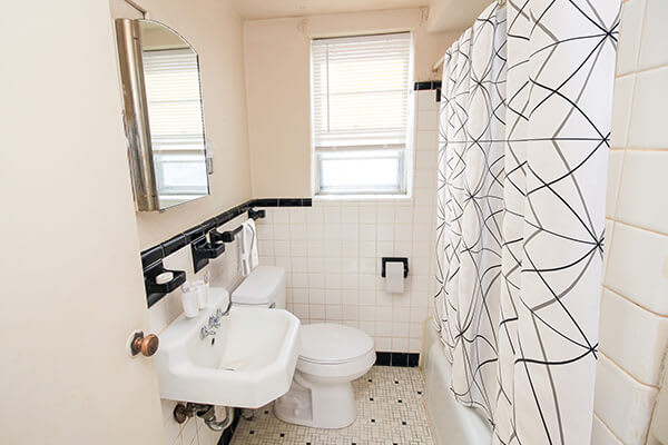 bathroom in apartment in Iowa