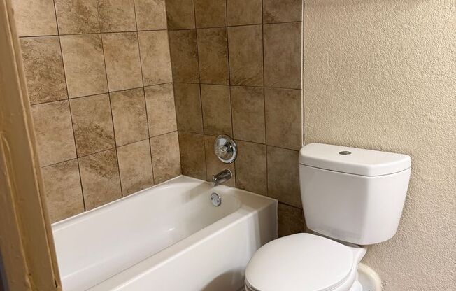 1 bed, 1 bath, 682 sqft, $905, Unit 316