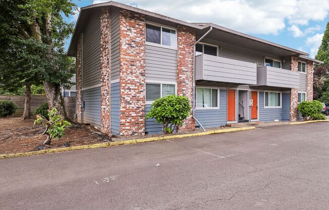 2 beds, 1 bath, 800 sqft, $1,325, Unit 431-01-15