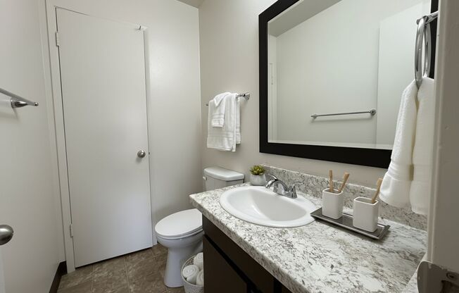 2 beds, 1.5 baths, 900 sqft, $1,500, Unit C 161