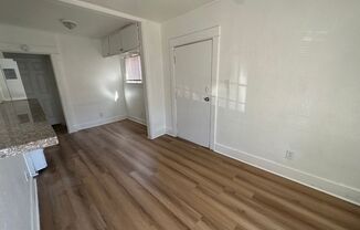 2 beds, 1 bath, 550 sqft, $1,895