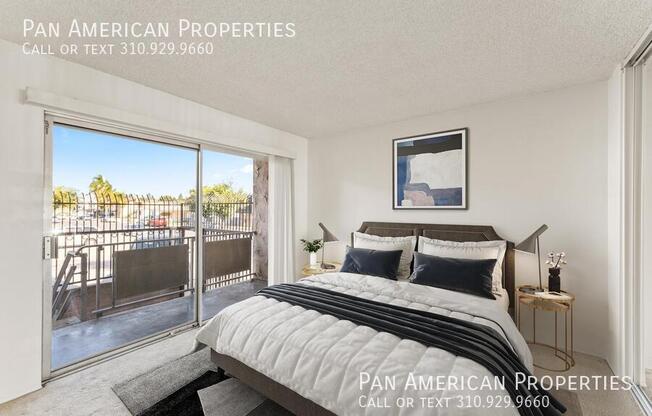 4366 MENLO AVE