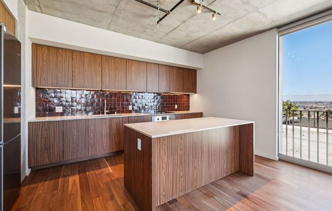 1 bed, 1 bath, 885 sqft, $4,595, Unit 708