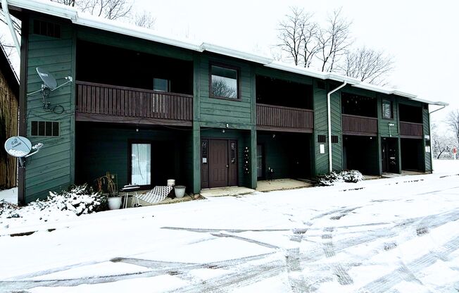 River Edge Apartments