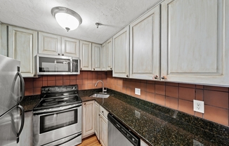 230 Willard St