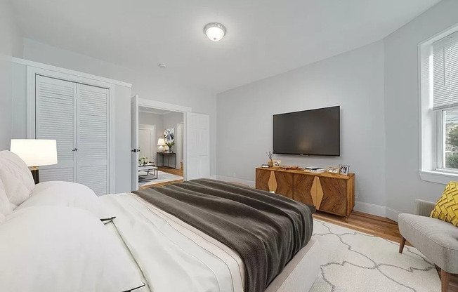2 beds, 1 bath, 1,450 sqft, $2,450, Unit 2