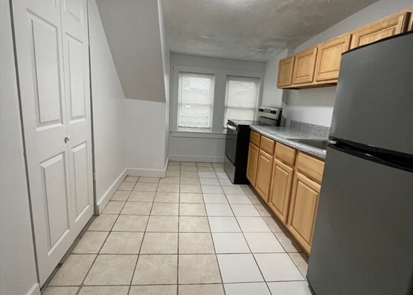 1 bed, 1 bath, 660 sqft, $1,500, Unit 3