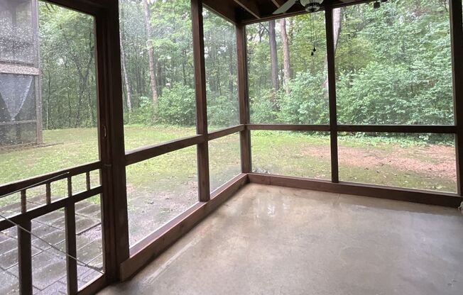 2 beds, 2 baths, 1,068 sqft, $1,757, Unit 1221TrC