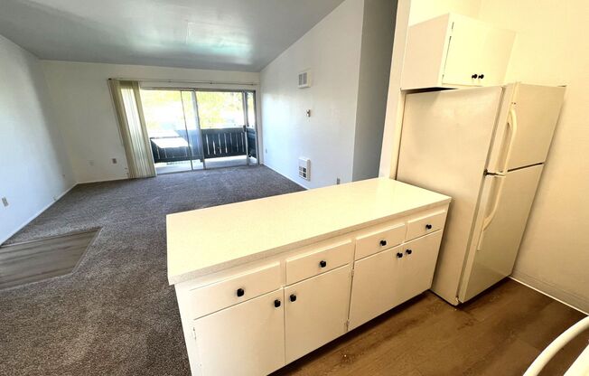 1 bed, 1 bath, 675 sqft, $1,985, Unit 305