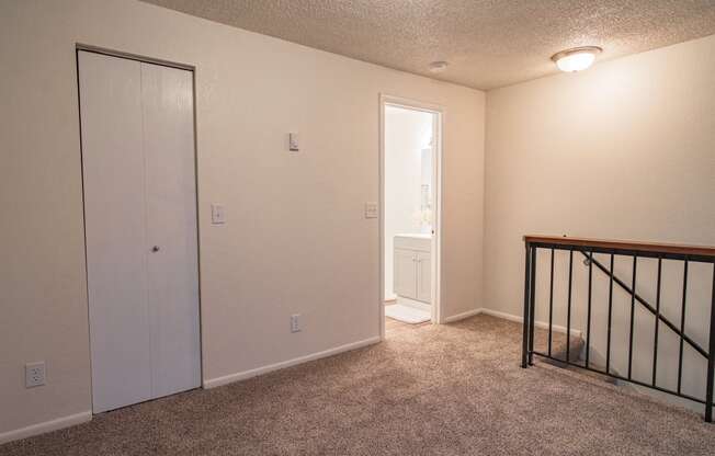 The Willows Apartments bedroom and closet