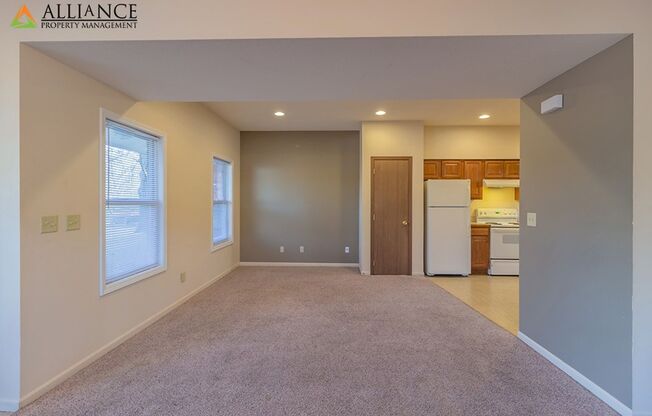 3 beds, 2 baths, 1,568 sqft, $1,200, Unit 01