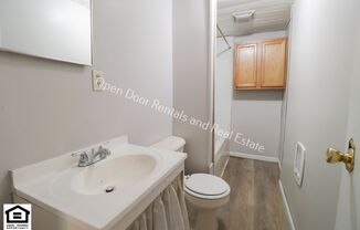 2 beds, 1 bath, $700, Unit Unit D