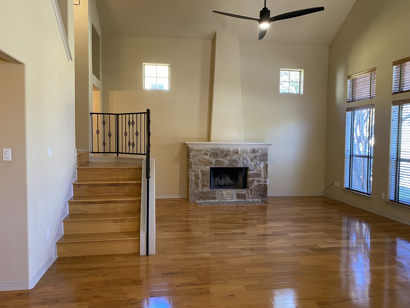 Must See 3 Bed/2 Bath Garden Home in Bull Creek Ranch