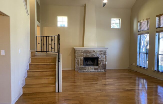 Must See 3 Bed/2 Bath Garden Home in Bull Creek Ranch