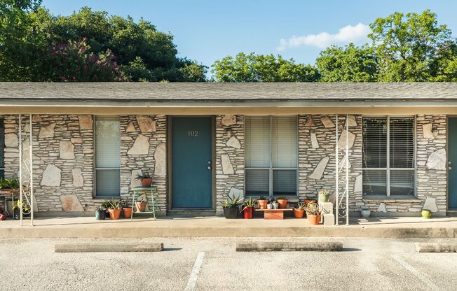 Sunshine Terrace Apts.