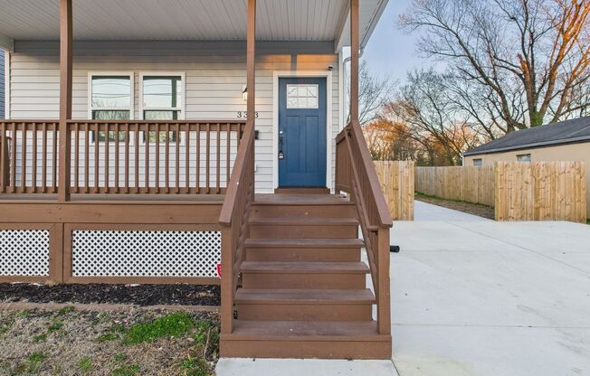 ***$250 off first month rent!! Stunning 3 Bedroom 2.5 Bathroom Home AVAILABLE NOW!